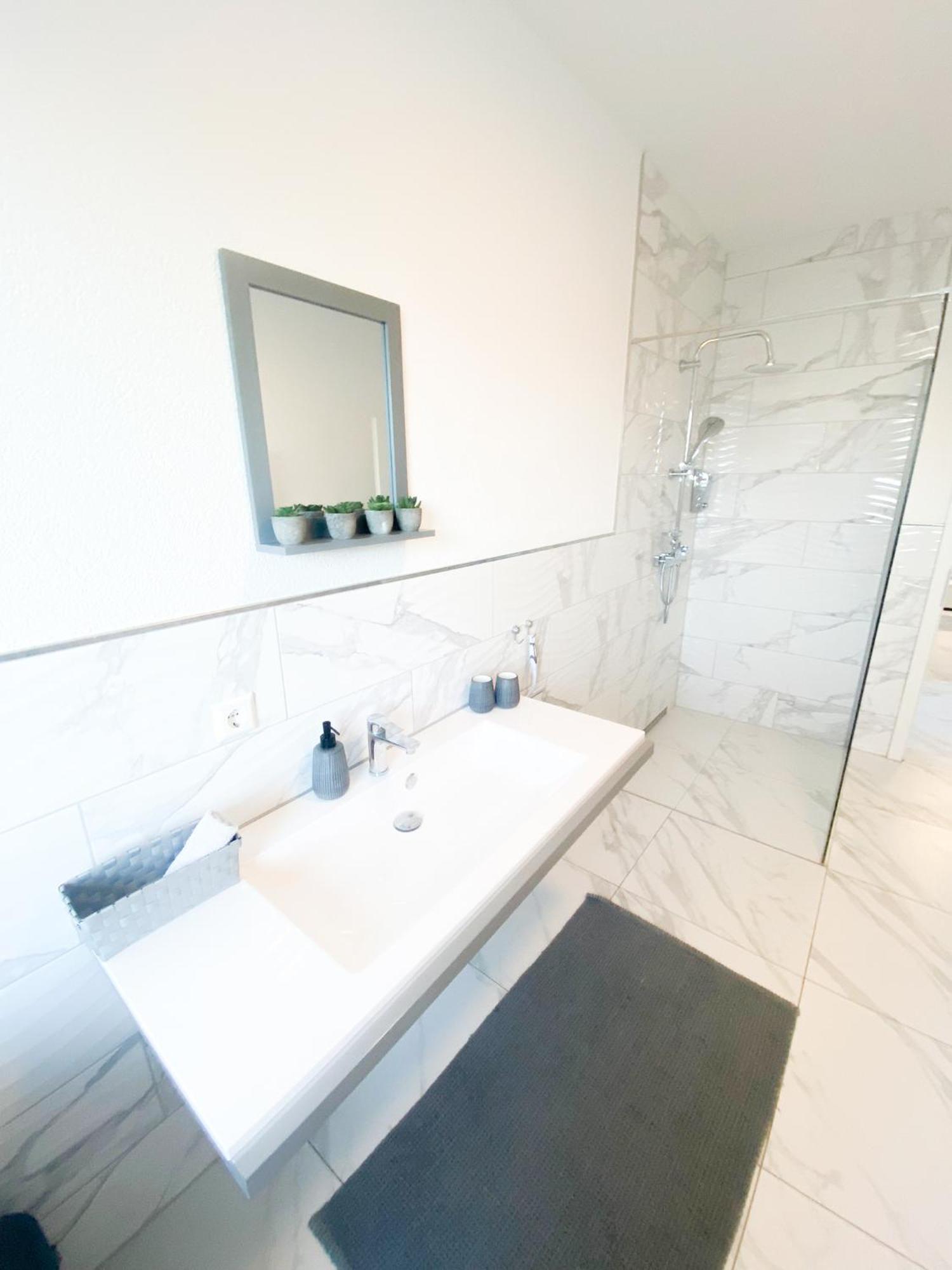 Lauchhammer Ferienwohnung Zum Alten Radlereck מראה חיצוני תמונה